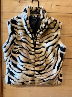 Faux Fur Animal Print Vest